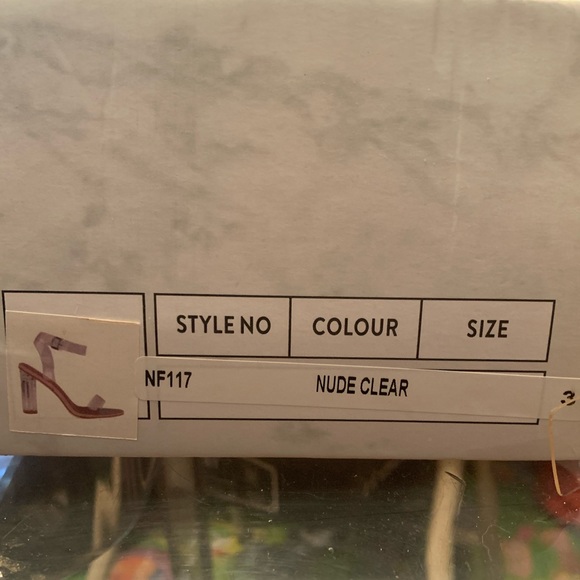 EGO ARIANA BARELY THERE PERSPEX BLOCK CLEAR
HEEL IN NUDE PATENT - Picture 12 of 12